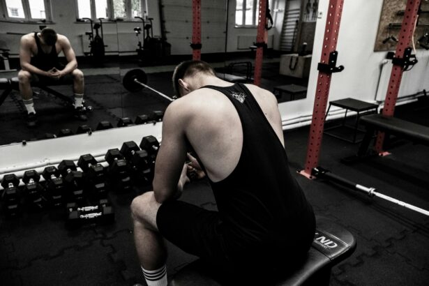 A coach supervising a young lifter, reflecting research on muscle growth in youth resistance training