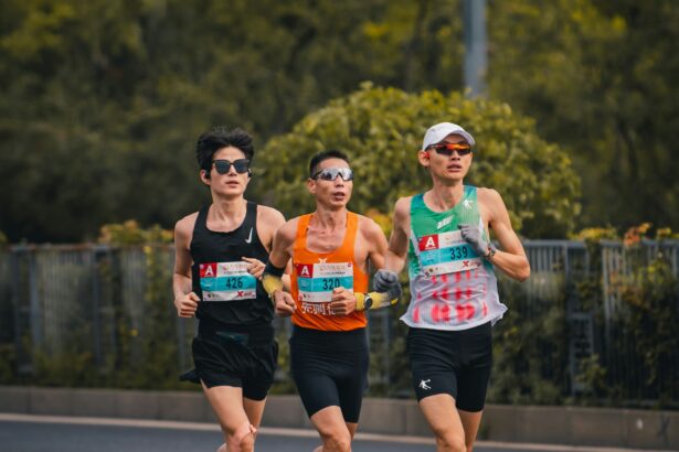 Runner's high endocannabinoids study with marathon runners racing on a road