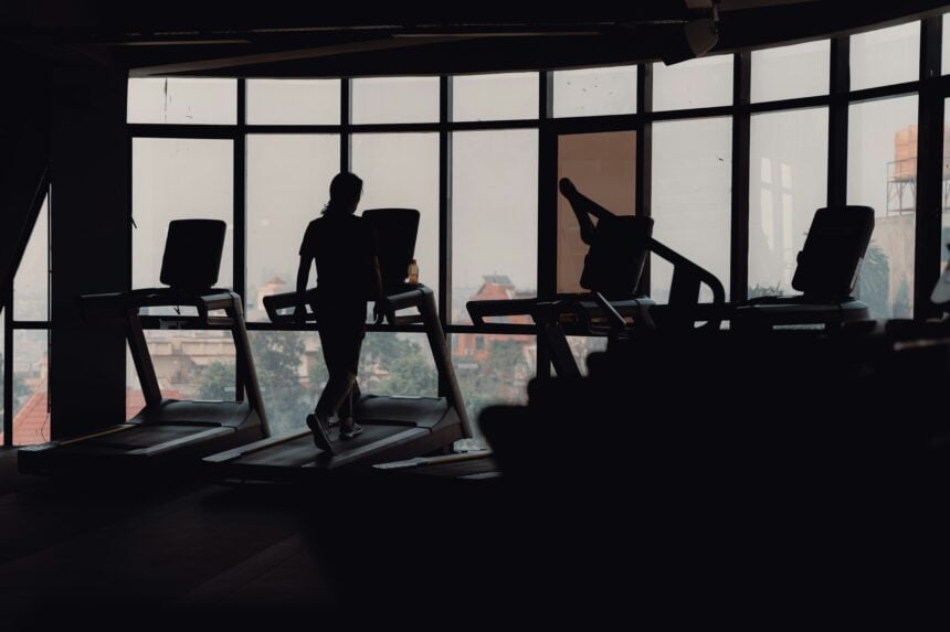 Treadmill training, the aerobic exercise tested in esports performance research